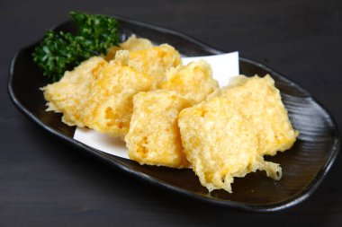 Maydanozlu tatlı mısır TEMPURA