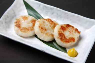 Hardallı Düz Balık Keki