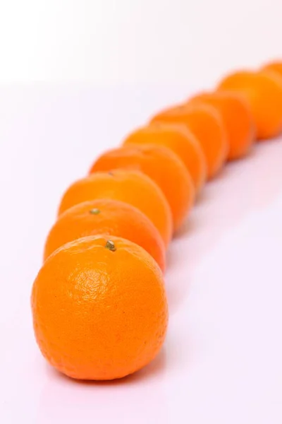 Citrus Tankan Görbe Fehér Háttér — Stock Fotó