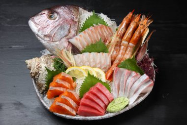 Kırmızı Snapper Sashimi Kombo Tabağı