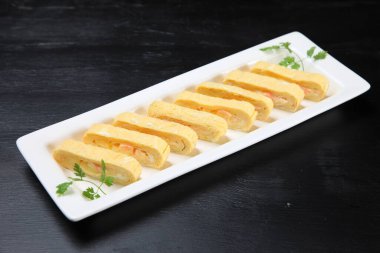 Japon usulü omlet DASHIMAKI-TAMAGO