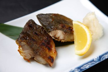 kavrulmuş taze Okhotsk uskumru Atka