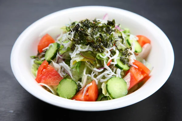 Genç Sardalyalı Kore Usulü Koregi Salatası — Stok fotoğraf