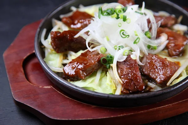 Jupe Bœuf Steak Sur Une Assiette Fer — Photo