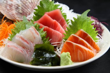 mevsimlik taze sashimi tabağı