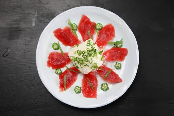 Atum Fresco Com Carpaccio Inhame — Fotografia de Stock