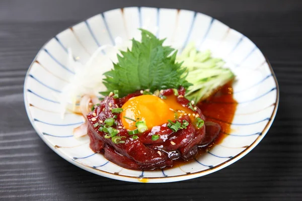 Kore Baharatlı Çiğ Biftek Yukhoe