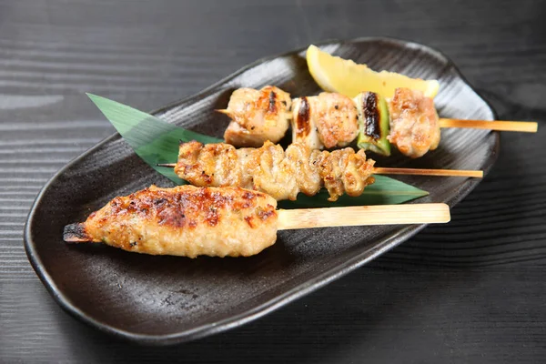 Japon tavuk barbeküsü YAKITORI