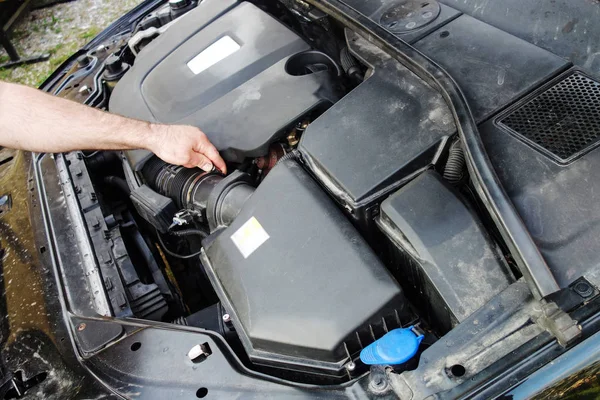 Worker Check Diesel Car Motor — Stock Photo, Image