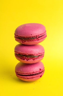 Lezzetli tatlı ahududu macarons
