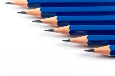Beyaz arka plan üzerinde izole mavi kalem