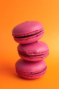 Lezzetli tatlı ahududu macarons