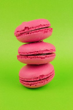 Lezzetli tatlı ahududu macarons