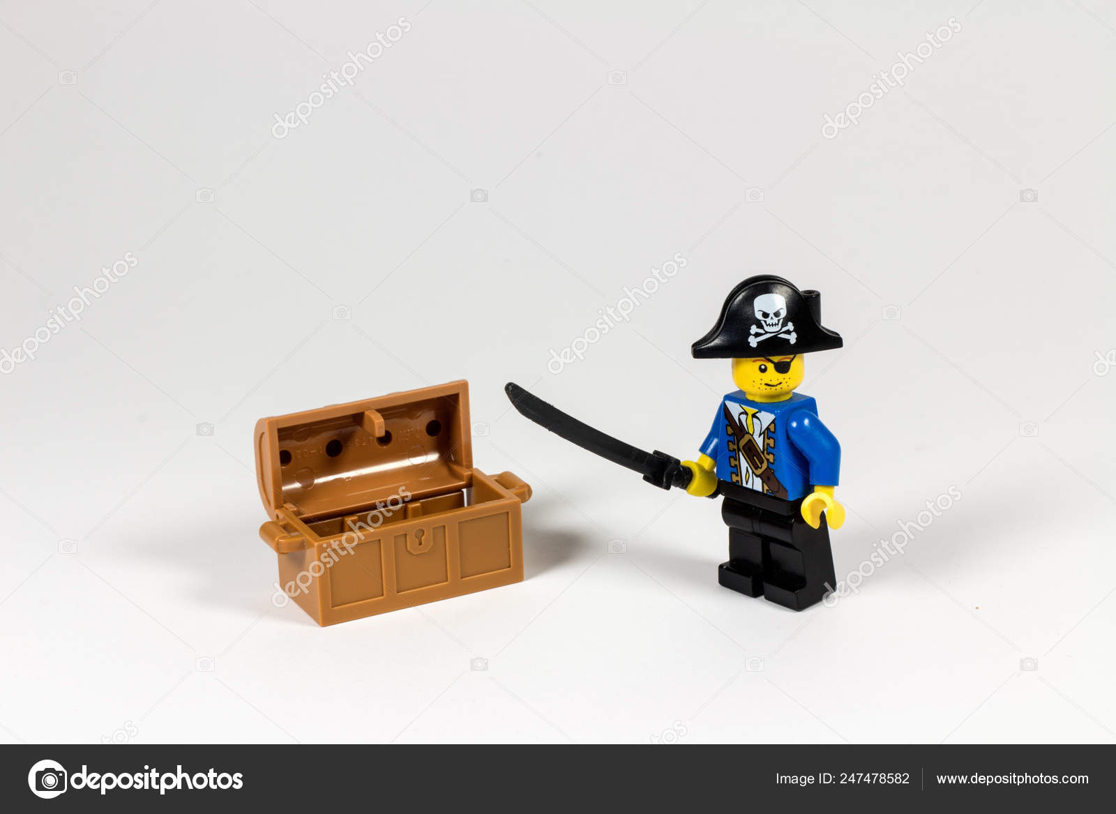 Pirate Lego Figure Isolated White Background – Stock Editorial