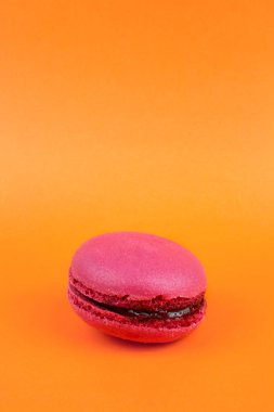 Lezzetli tatlı ahududu macarons
