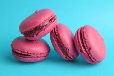 Lezzetli tatlı ahududu macarons