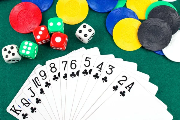 Cartões Poker Dados Fichas Mesa Jogos — Fotografia de Stock