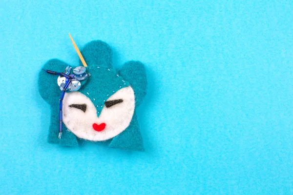 Decorative Blue Felt Geisha Face Blue Background — Stock Photo, Image