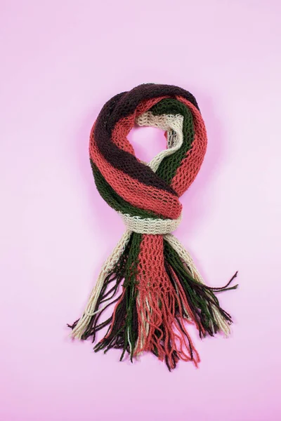 Warme Wolle Schal Auf Rosa Hintergrund — Stockfoto