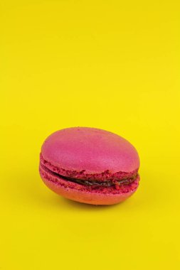 Lezzetli tatlı ahududu macarons