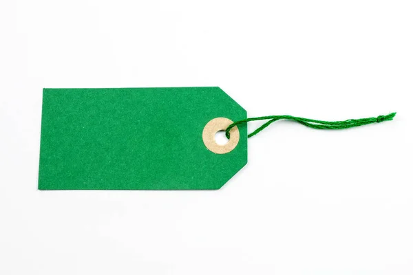 Etiqueta Papel Verde Atada Con Cuerda Aislada Blanco — Foto de Stock