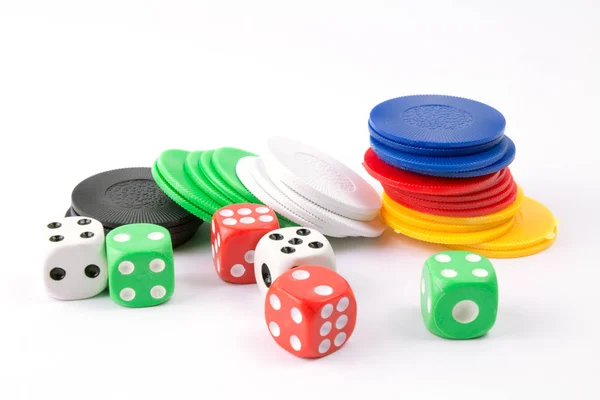 Poker dices ve Chips beyaz arka planda