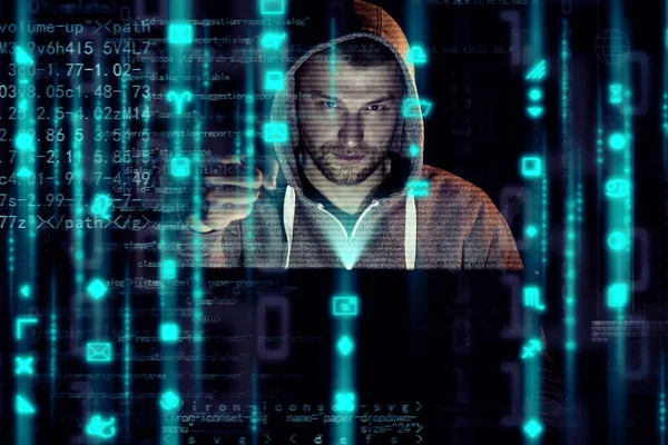 Hacker Skriver Kode Tastatur Bryte Seg Inn Cyberrom – stockfoto