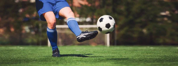 Traditionell Fotbollsmatch Med Läderboll — Stockfoto