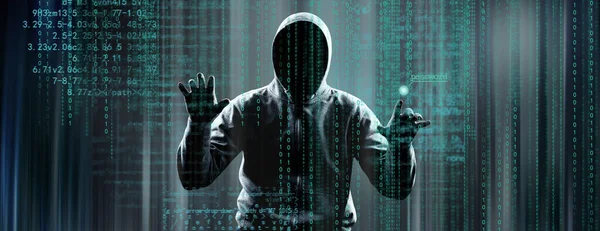 Hacker Drukt Een Code Een Laptop Toetsenbord Breken Een Cyberspace — Stockfoto
