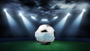 Avrupa futbolu iptal konsepti. Koronavirüs maskeli top