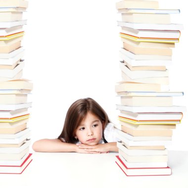 Okula dönün! Eğitim, okuma ve öğrenme kavramı.