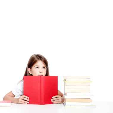 Okula dönün! Eğitim, okuma ve öğrenme kavramı.