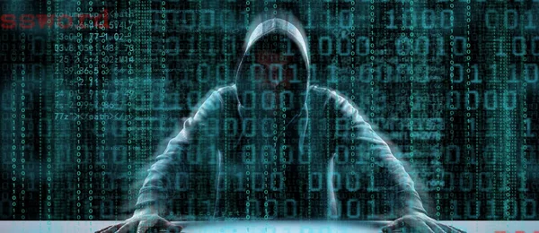 Hacker Drucken Code Auf Laptop Tastatur Cyberspace Einzubrechen — Stockfoto