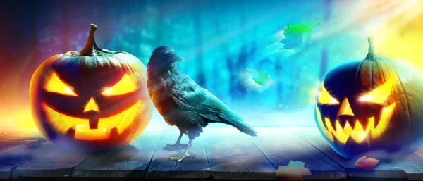 Fondo Halloween Con Cuervo Una Noche Espeluznante —  Fotos de Stock