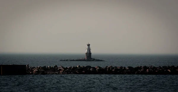 Piccolo Faro Automatico Appena Fuori Malmo Svezia Una Giornata Buia — Foto Stock