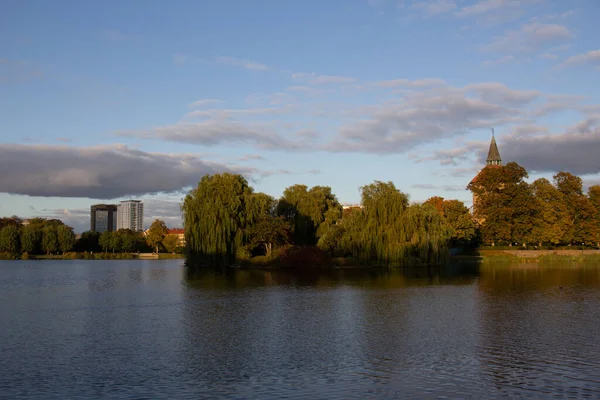 Herfst Gekleurde Bomen Het Park Pildammsparken Een Koude Herfstdag Malmö — Stockfoto