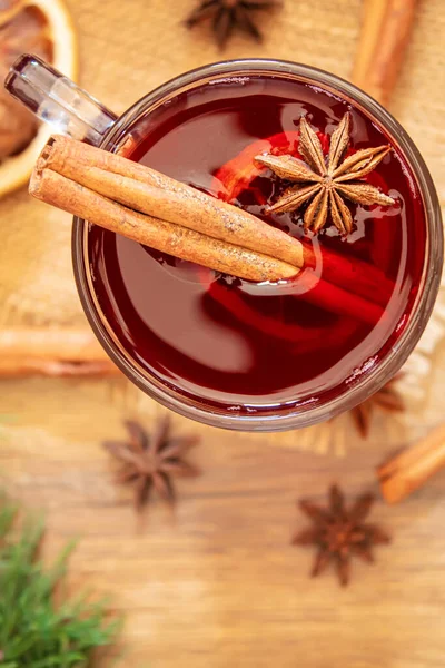 Vinho Quente Natal Feliz Natal Copo Vinho Quente Com Canela — Fotografia de Stock