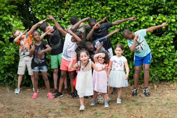 Figli Emigranti Laval Francia Agosto 2018 — Foto Stock