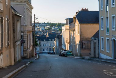 Laval, Mayenne, caddede de Loire, Fransa öder. 5 Ağustos 2018