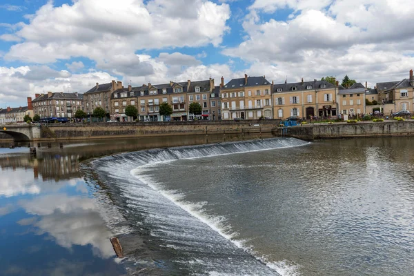 Mayenne Nehri Laval Şehir Mayenne Loire Fransa Öder Ağustos 2018 — Stok fotoğraf