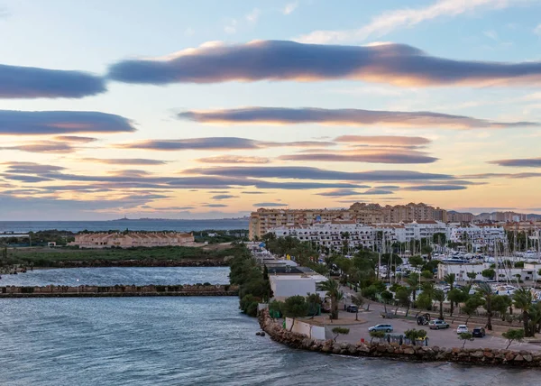 Menor と地中海の間のチャネル上の日の出 マンガ スペイン — ストック写真