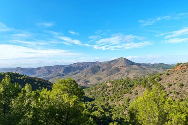 Rüzgar jeneratörü, Rüzgar türbinleri dağlar, Portman, Murcia, İspanya