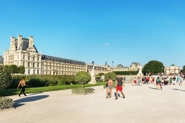 Fasaden Louvren Byggnaden Paris Frankrike Augusti 2018 — Stockfoto