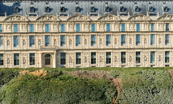 Gevel Van Het Louvre Gebouw Parijs Frankrijk Augustus 2018 — Stockfoto