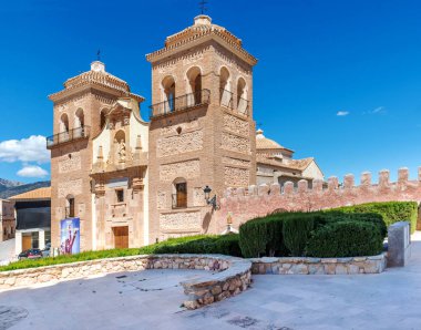 Aledo kalesindeki Santa Mara La Real Kilisesi. Totana. Murcia. İspanya.