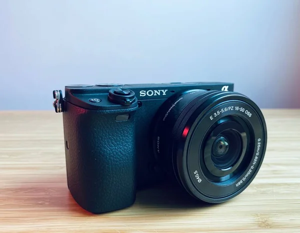 상하이 2020 Vlog Starting Kit A6400 중거리 Aps 카메라는 180 — 스톡 사진