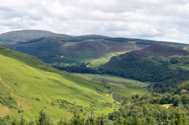 Wicklow Dağlarının manzarası, İrlanda.