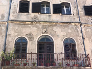 Hırvatistan 'ın eski Pula kentinde bir ev 