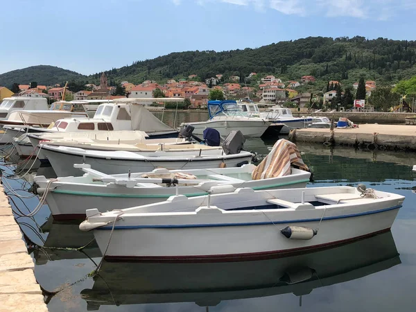 Barcos Puerto Poljana Isla Ugljan Croacia —  Fotos de Stock