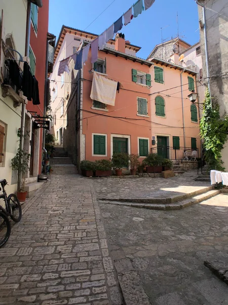 Servicio Lavandería Casco Antiguo Rovinj Croacia — Foto de Stock